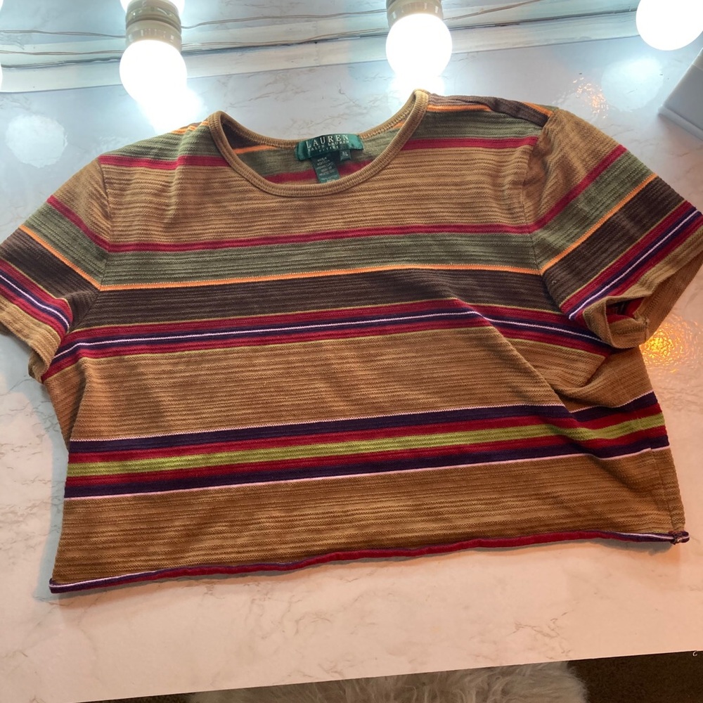 Crop Top - Picture 2 of 3